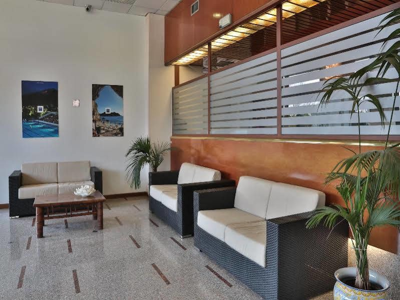 Unaway Hotel & Residence Quark Due Milano Екстер'єр фото
