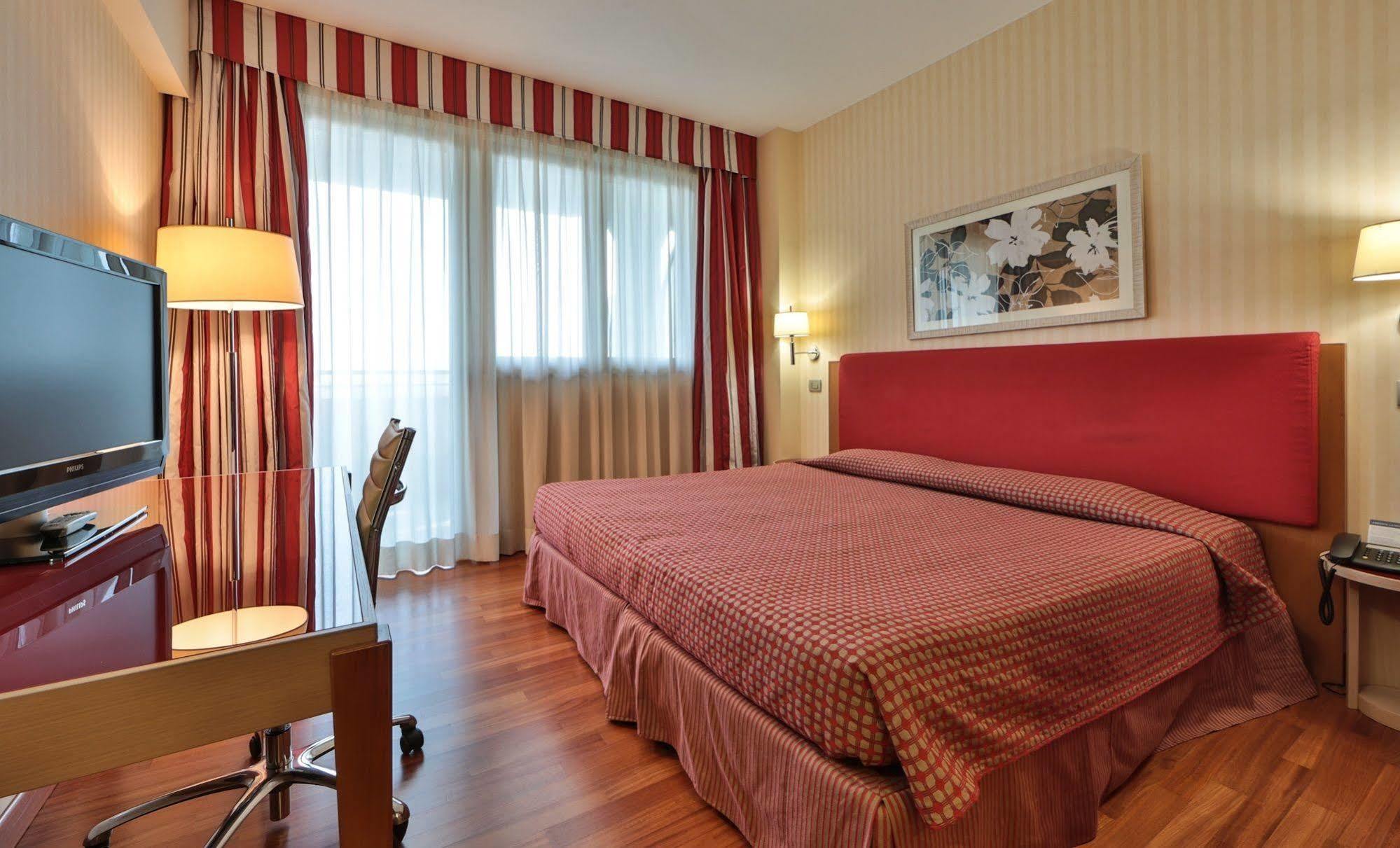Unaway Hotel & Residence Quark Due Milano Екстер'єр фото