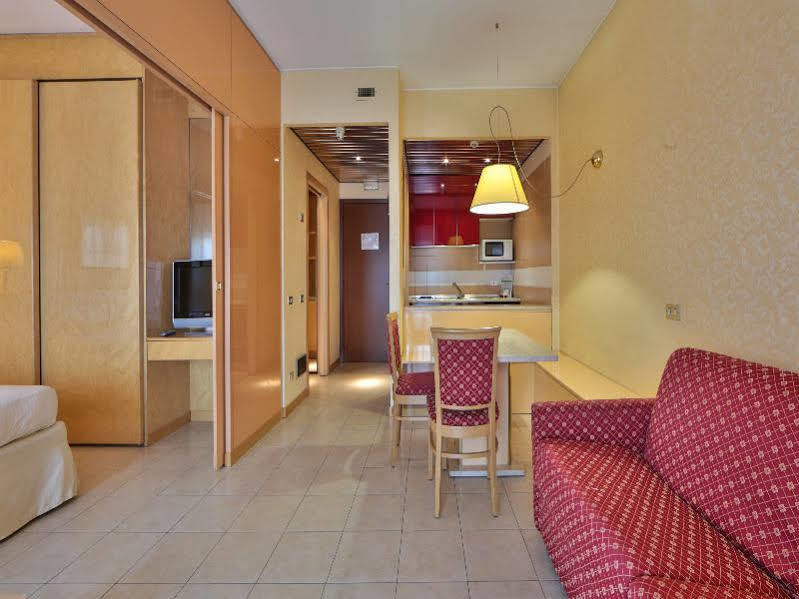 Unaway Hotel & Residence Quark Due Milano Екстер'єр фото