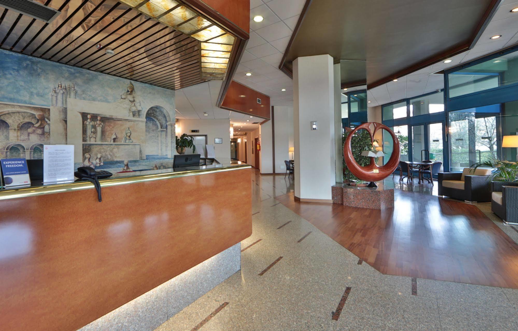 Unaway Hotel & Residence Quark Due Milano Екстер'єр фото